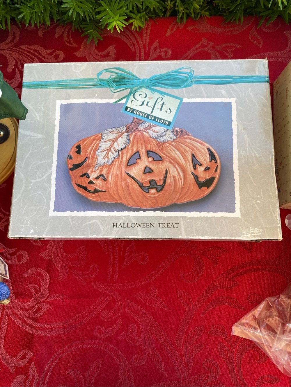 House of Lloyd Pumpkin Décor retired